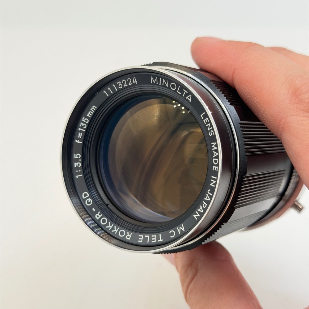 Minolta MC Tele Rokkor-QD 135mm f3.5 Lens with Hood and Case 1113224 - Picture 8 of 13